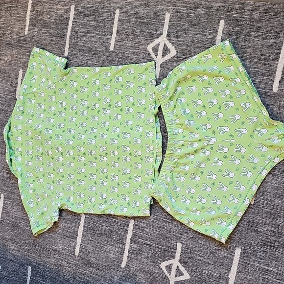 Bunny Luck Polo Pajamas Roller Rabbit size M - Picture 6 of 7